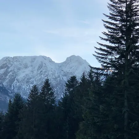 Dom Wypoczynkowy I Apartamenty 