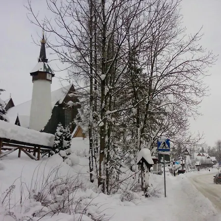Dom Wypoczynkowy I Apartamenty 