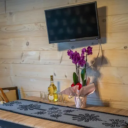 Dom Wypoczynkowy I Apartamenty 